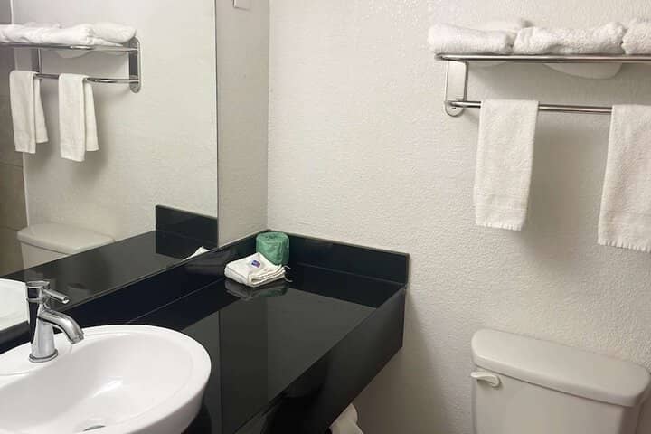 Room 14 of 19